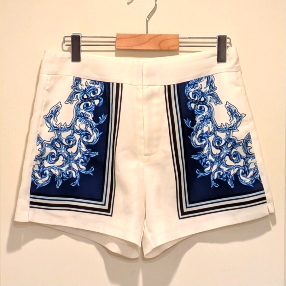 EUC Mo & Co 150 Blue and White Mini Shorts - SEE SIZE NOTES